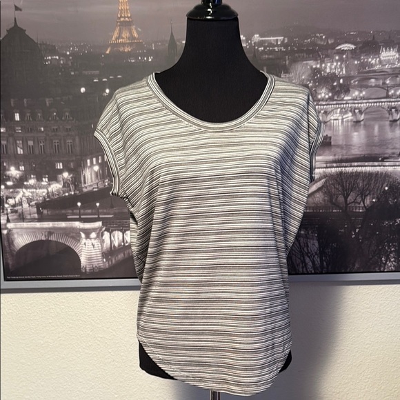 Athleta Striped Gray Women's Top size XS - Picture 1 of 3